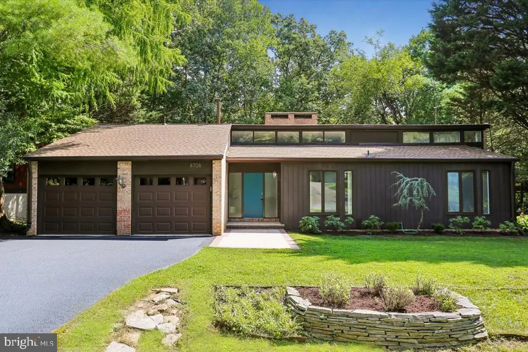 8708 Hidden Hill Ln, Potomac, MD 20854 - #1