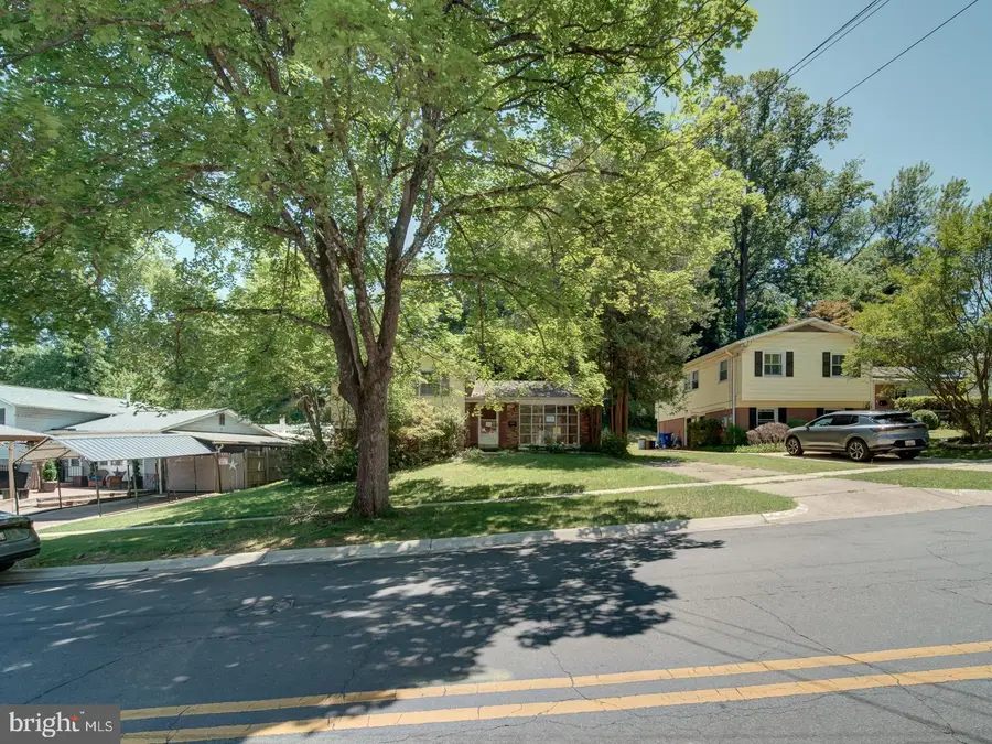 12715 Barbara Rd, Silver Spring, MD 20906 - #2