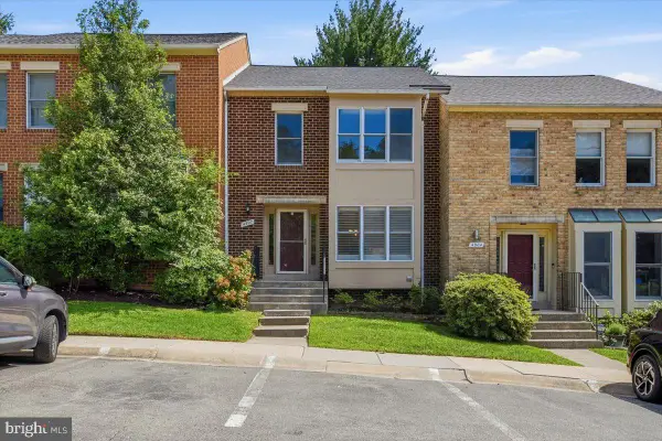 4902 Cloister Dr, NORTH BETHESDA, MD 20852