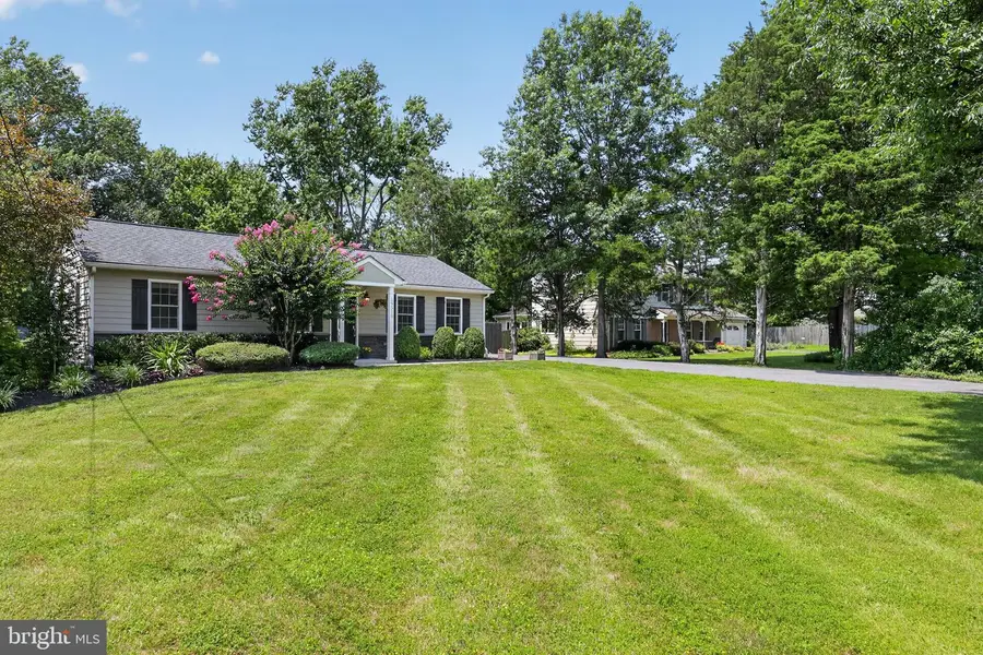 19510 Fisher Ave, Poolesville, MD 20837 - #3