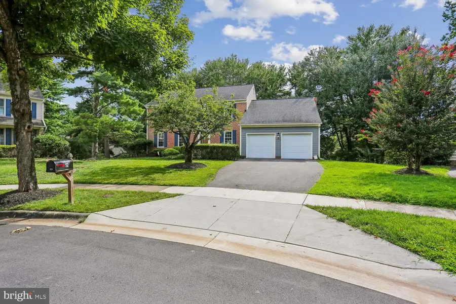 12 Lily Pond Ct, Rockville, MD 20852 - #2