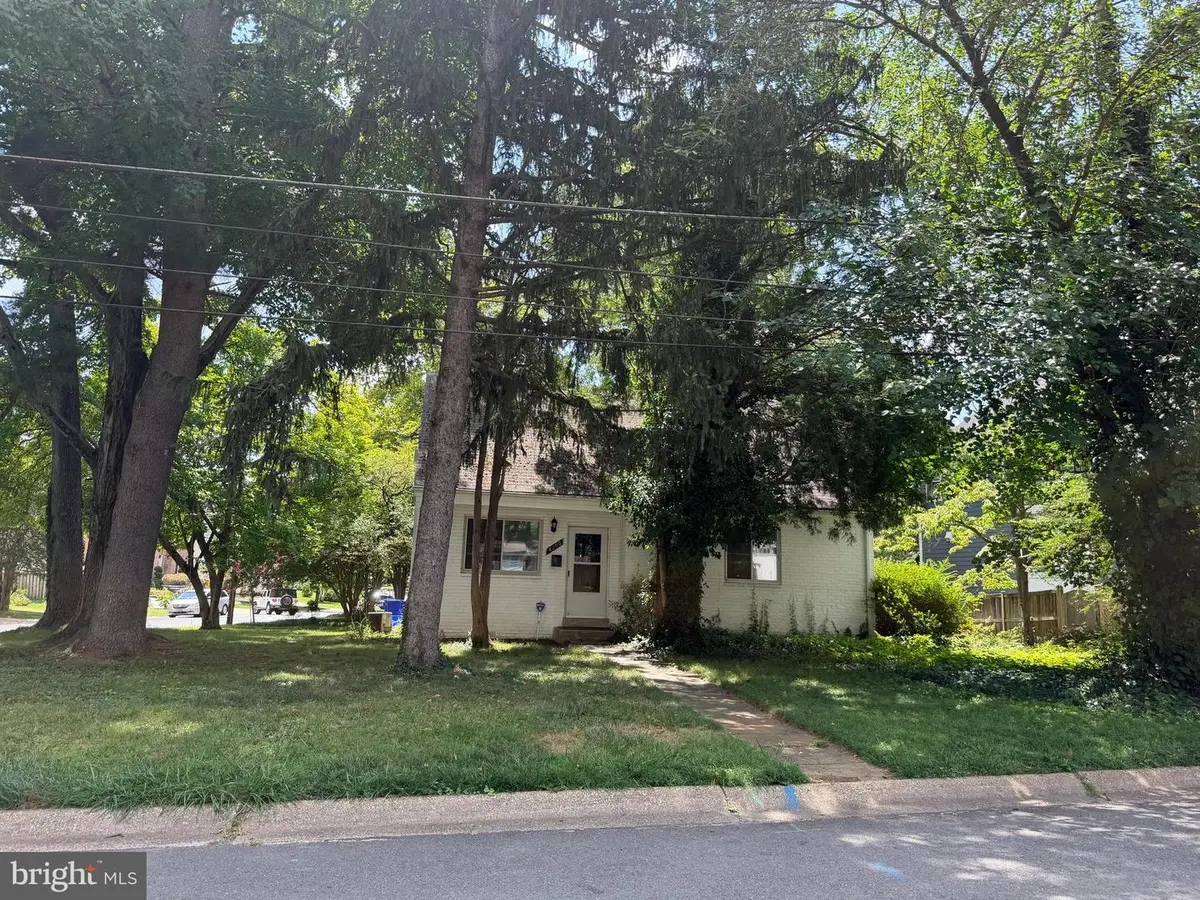 6000 Sonoma Rd, Bethesda, MD 20817 - #1
