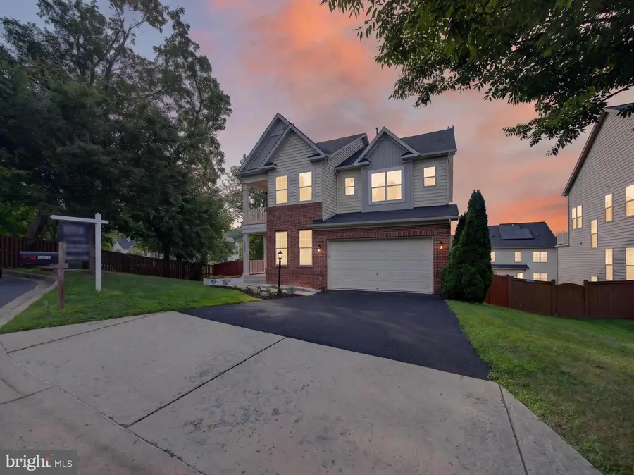 3032 Moore Ln, Kensington, MD 20895 - #3