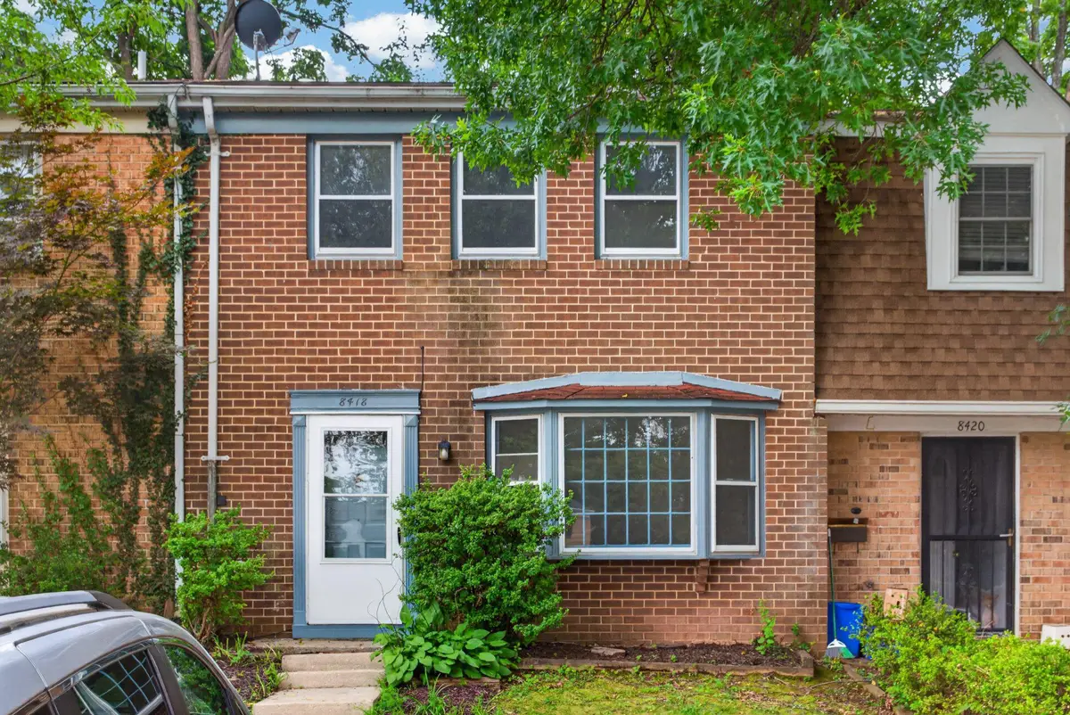 8418 Towne Crest Ct, Gaithersburg, MD 20877 - #1