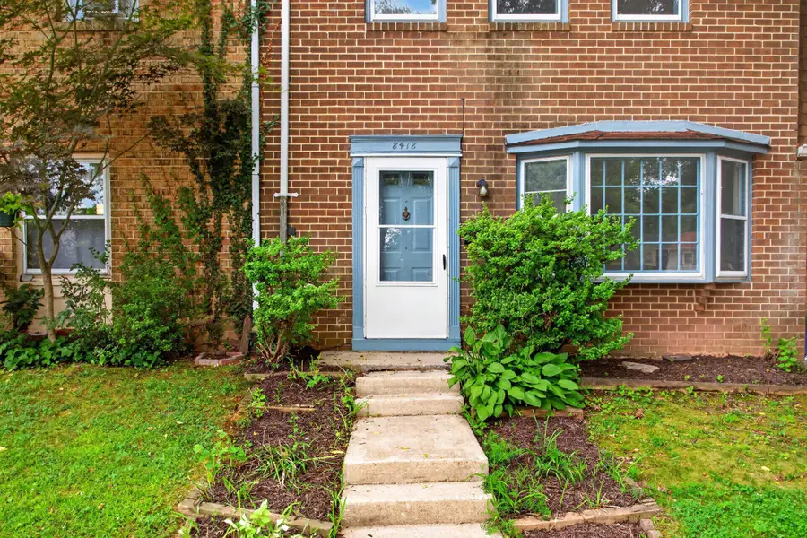 8418 Towne Crest Ct, Gaithersburg, MD 20877 - #3