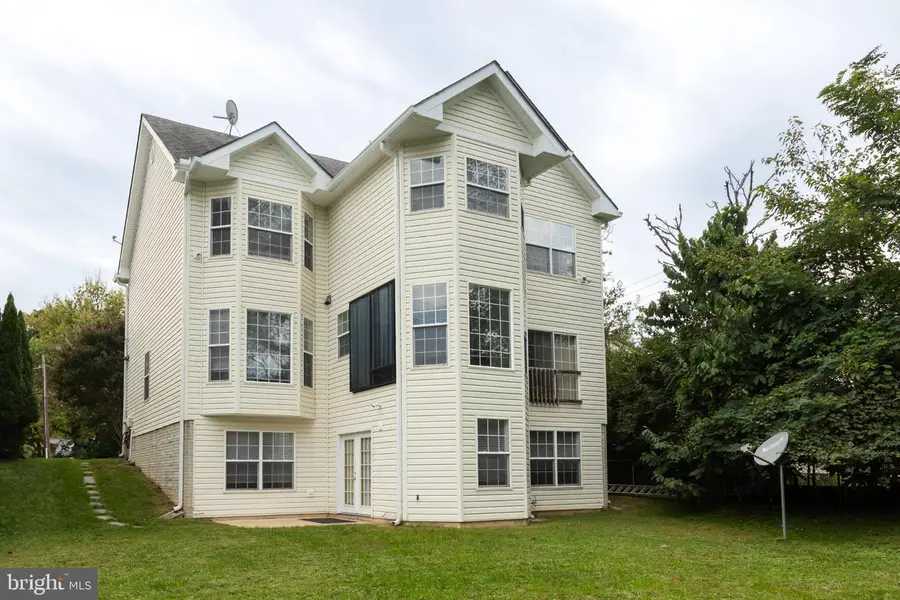 375 N Van Buren St, Rockville, MD 20850 - #3