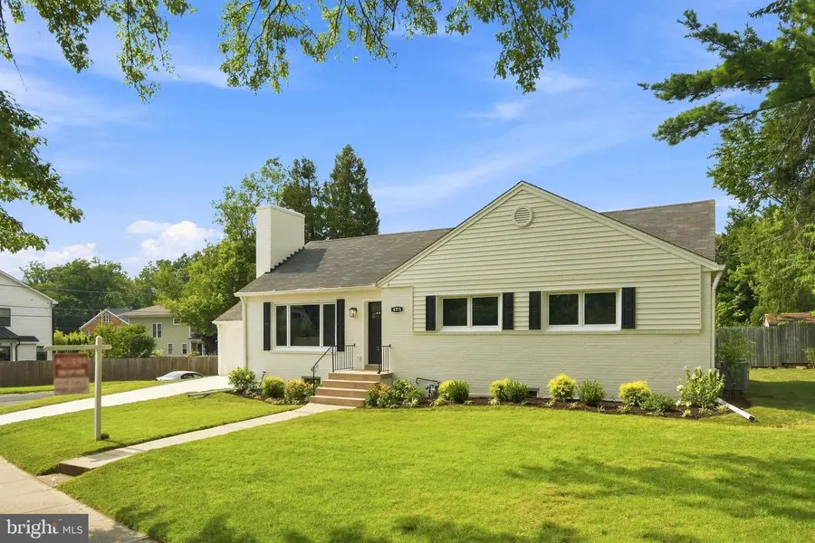 4715 Franklin St, Bethesda, MD 20814 - #2