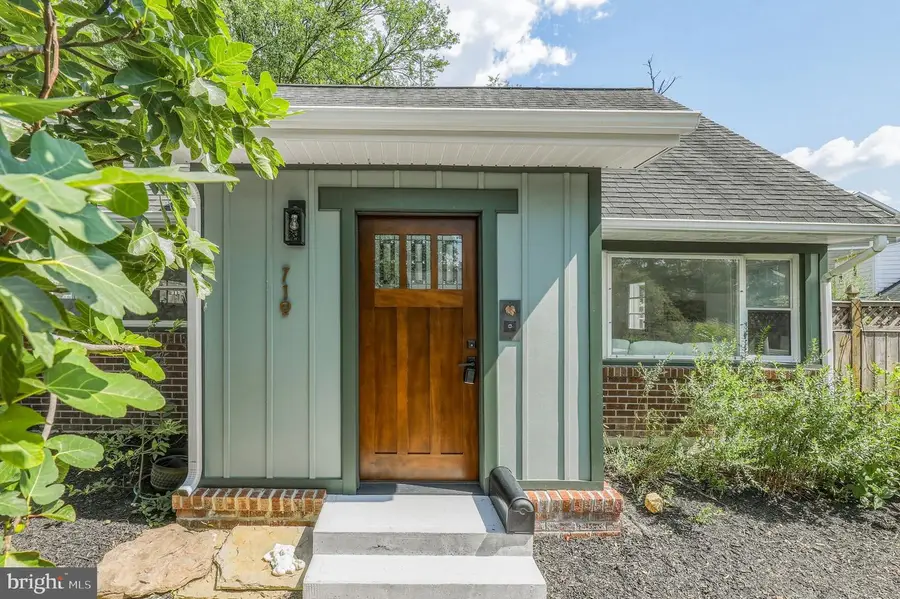 710 Dryden St, Silver Spring, MD 20901 - #2