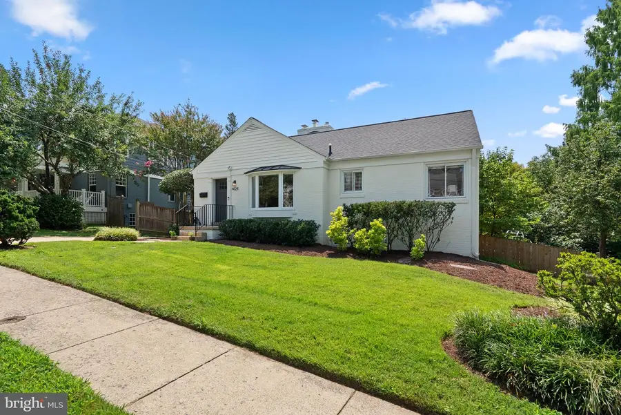 4624 Edgefield Rd, Bethesda, MD 20814 - #3
