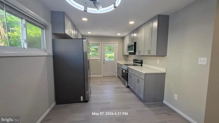 1009 Brice Rd, Rockville, MD 20852 - #2