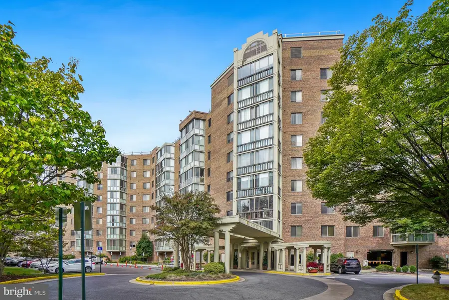 3005 S Leisure World Blvd #423, Silver Spring, MD 20906 - #2