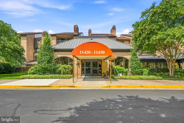 11430 Strand Dr #111, ROCKVILLE, MD 20852