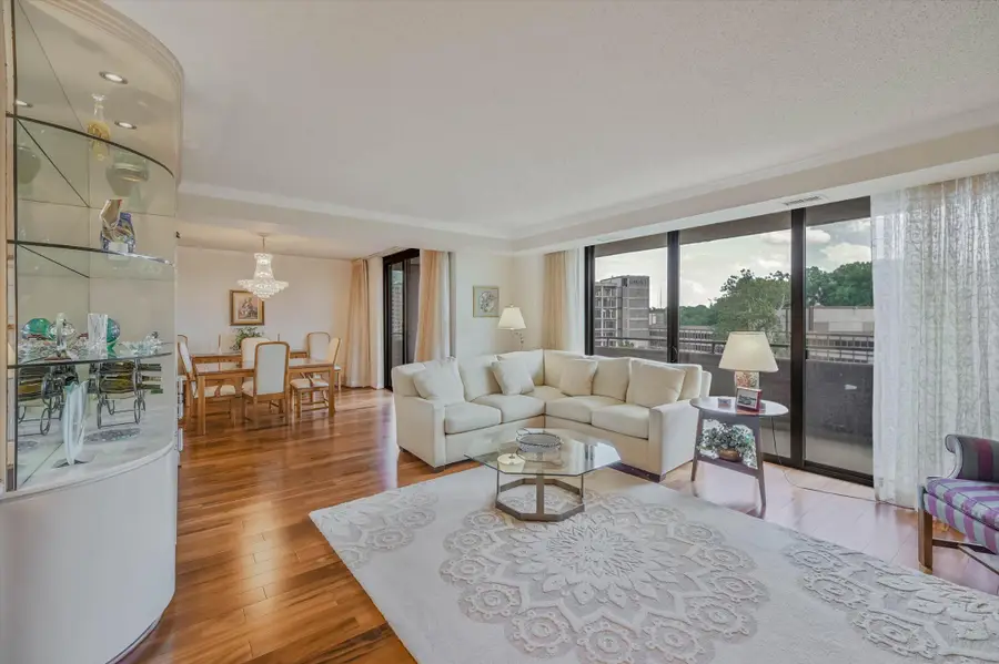 4550 N Park Ave N #405, Chevy Chase, MD 20815 - #2