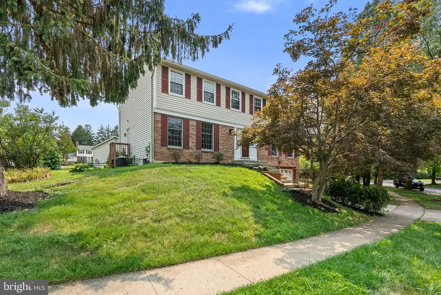 19163 Warrior Brook Dr, Germantown, MD 20874 - #2
