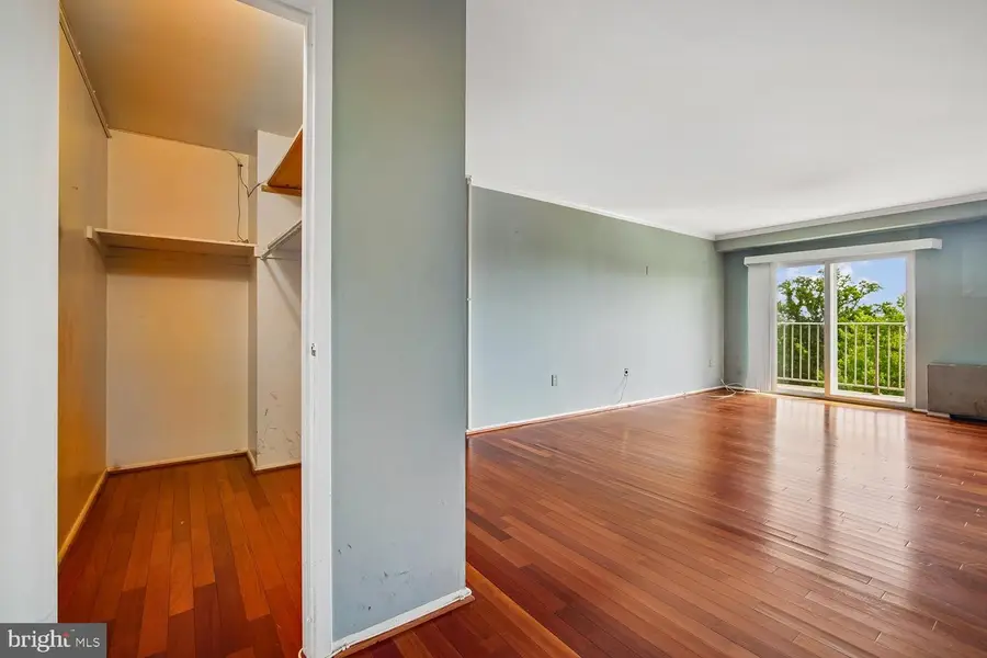 1111 University Blvd W #916-a, Silver Spring, MD 20902 - #3