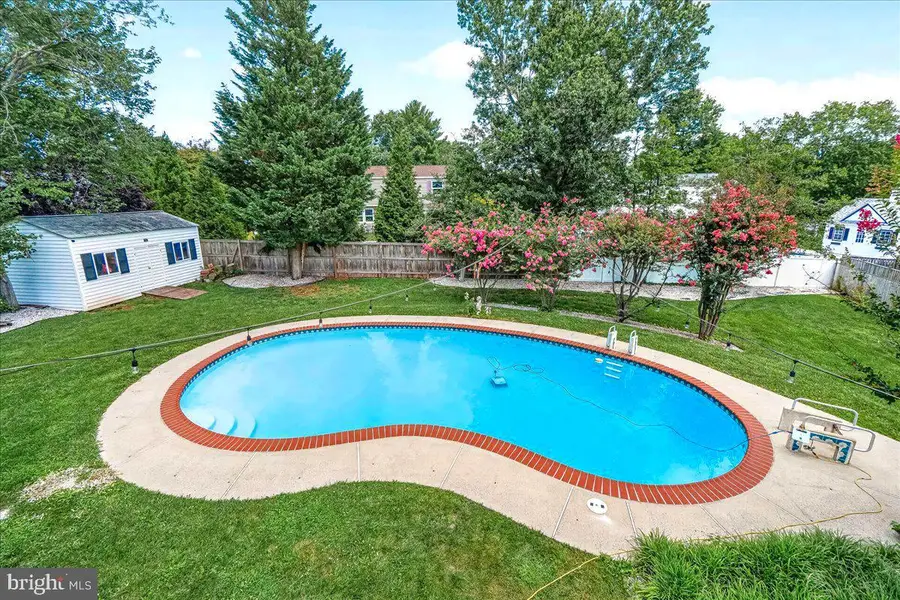 19205 Walters Ave, Poolesville, MD 20837 - #3