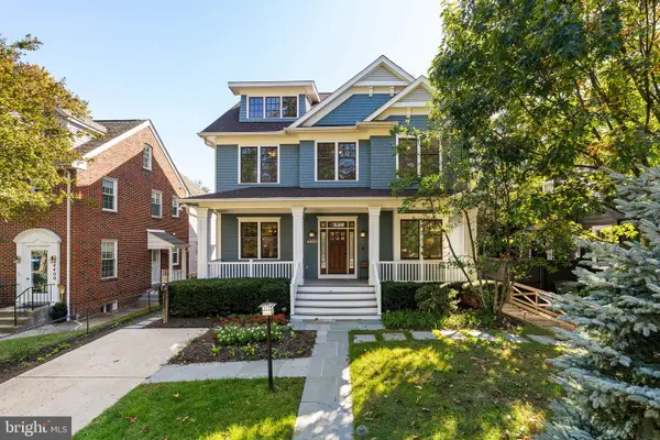 4402 Ridge St, CHEVY CHASE, MD 20815