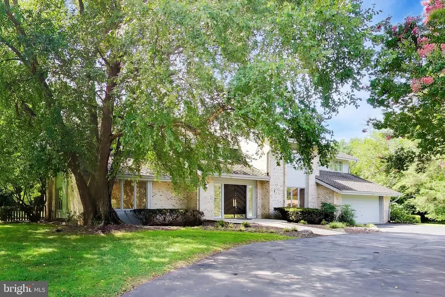 1 Monterra Ct, Rockville, MD 20850 - #3