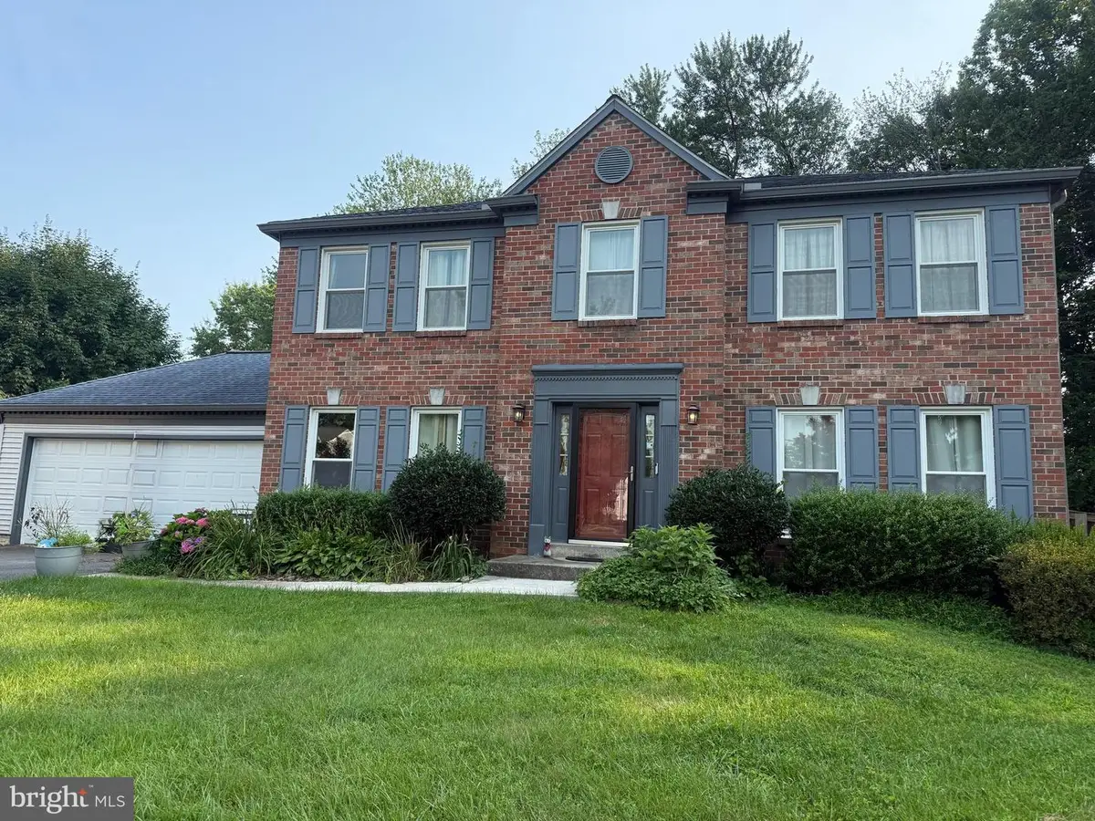 20000 Cinnabar Dr, Gaithersburg, MD 20879 - #1