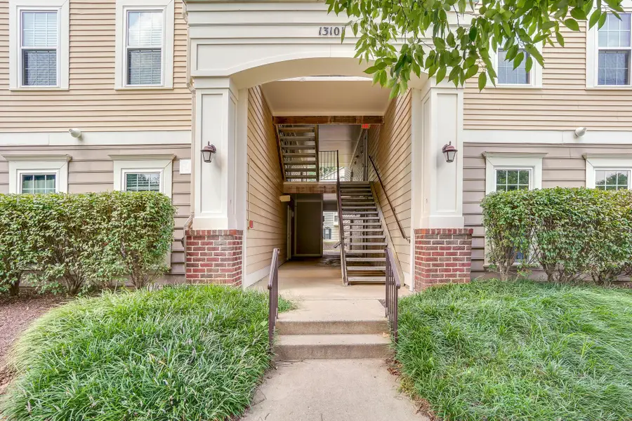 13101 Millhaven Pl #9e, Germantown, MD 20874 - #3