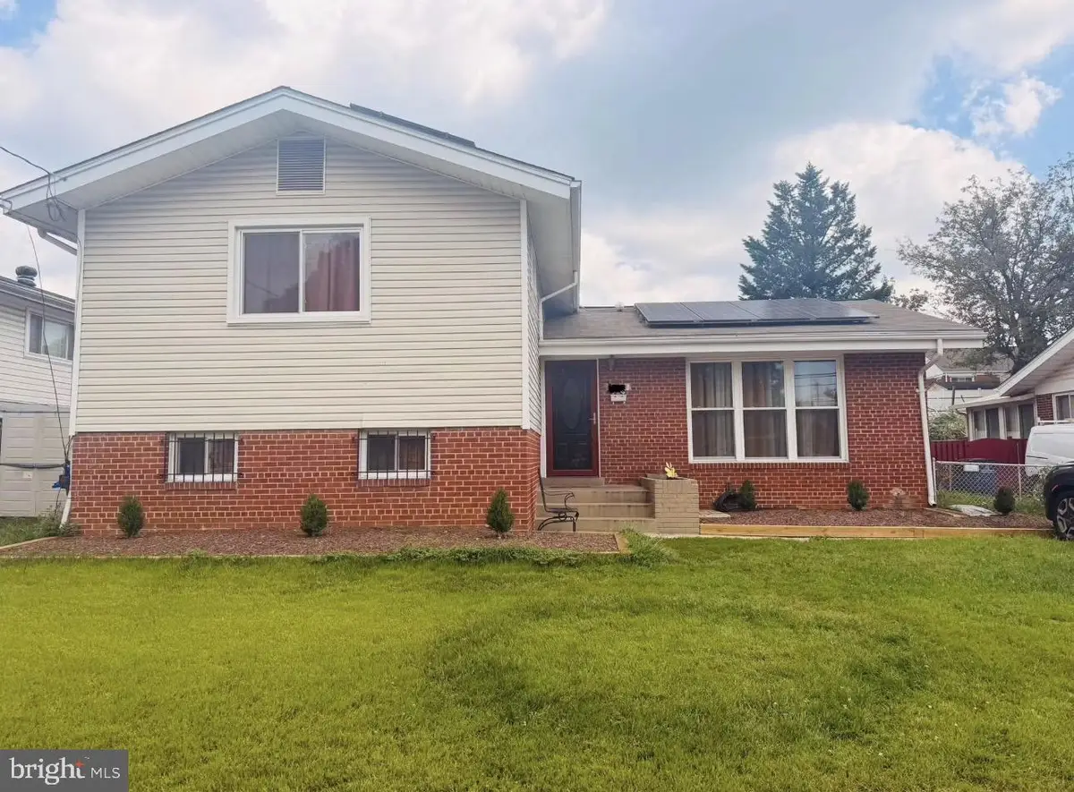 1518 Dilston Rd, Silver Spring, MD 20903 - #1