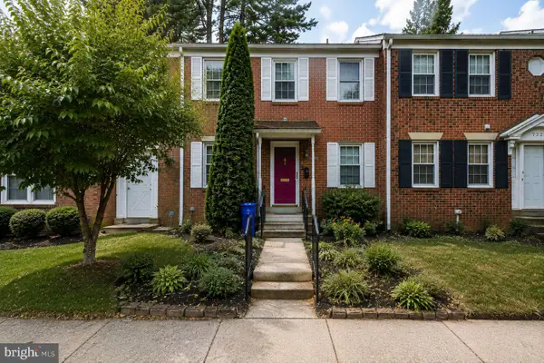 720 Gormley Dr, ROCKVILLE, MD 20850