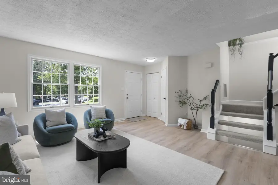12537 Coral Grove Pl, Germantown, MD 20874 - #3