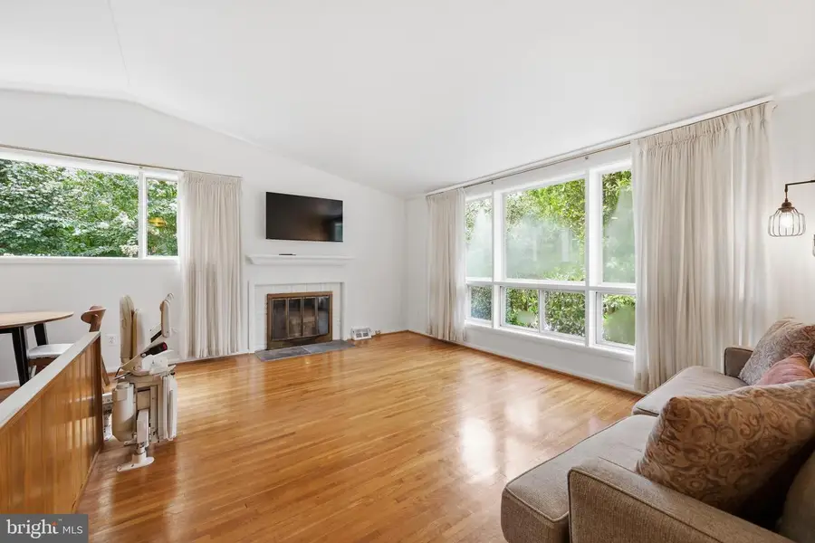 3918 Wexford Dr, Kensington, MD 20895 - #3