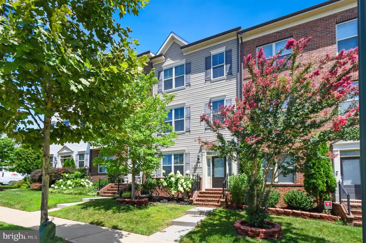 22621 Broadway Ave, Clarksburg, MD 20871 - #1
