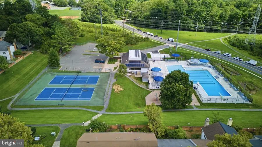 19359 Frenchton Pl, Gaithersburg, MD 20886 - #2