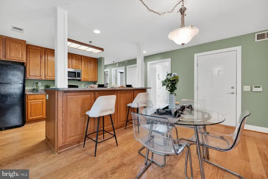 9743 Winery Ct, Gaithersburg, MD 20879 - #2