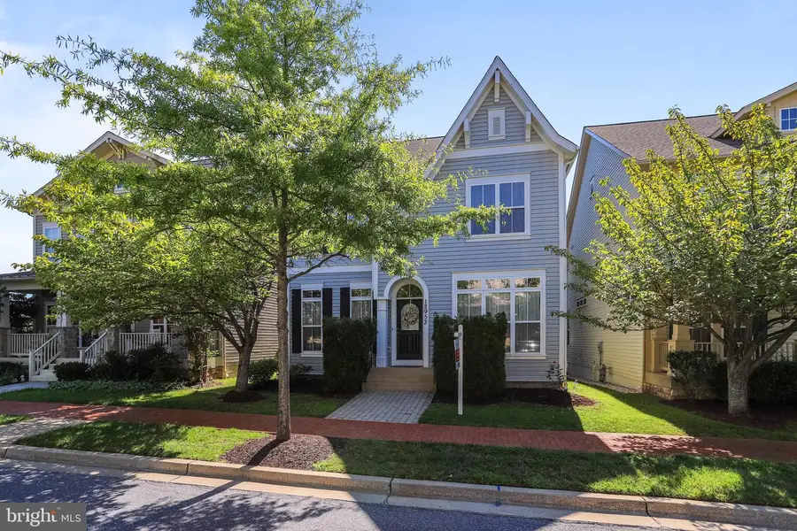 12953 Clarks Crossing Dr, Clarksburg, MD 20871 - #2
