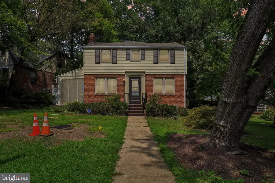 704 Devonshire Ave, Takoma Park, MD 20912 - #3