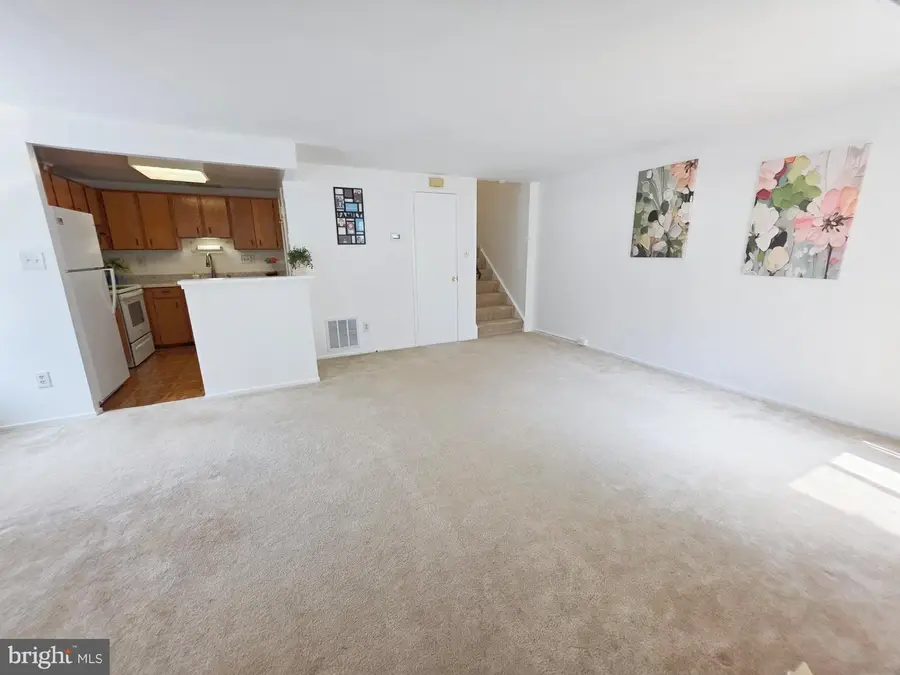 18621 Nathans Pl, Montgomery Village, MD 20886 - #3