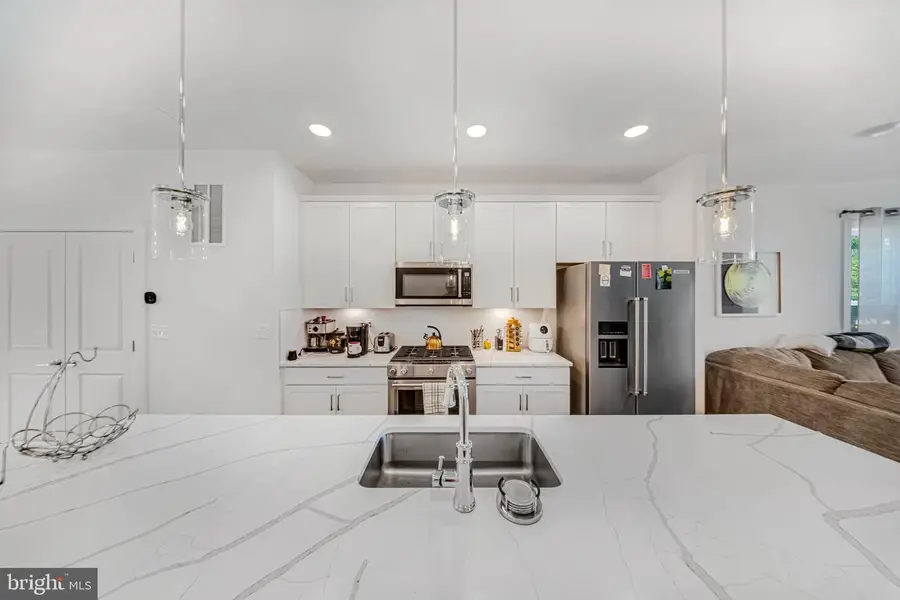 863 King Farm Blvd, Rockville, MD 20850 - #2