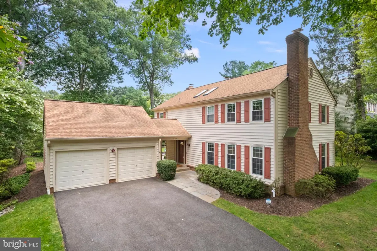 12417 Goldfinch Ct, Potomac, MD 20854 - #1