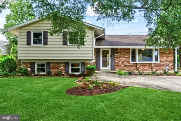 11820 Enid Dr, ROCKVILLE, MD 20854