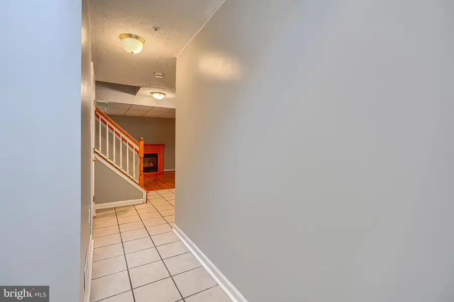 18931 Quiet Oak Ln, Germantown, MD 20874 - #3