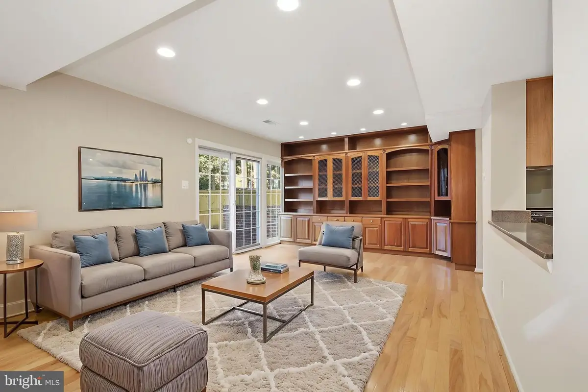 6426 Hollins Dr, Bethesda, MD 20817 - #1