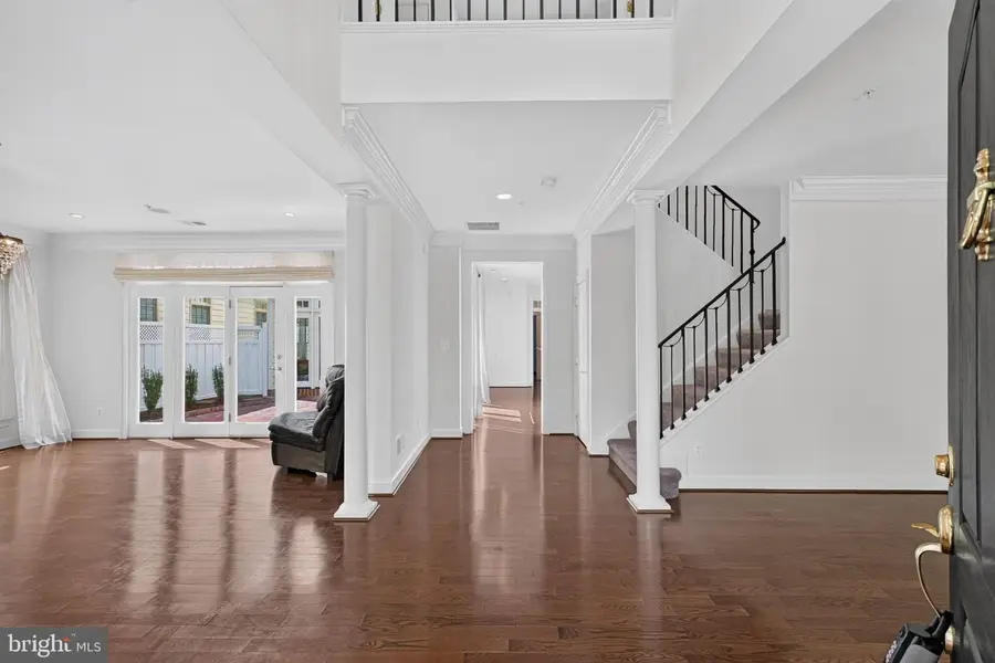 506 Golden Oak Ter, Rockville, MD 20850 - #2