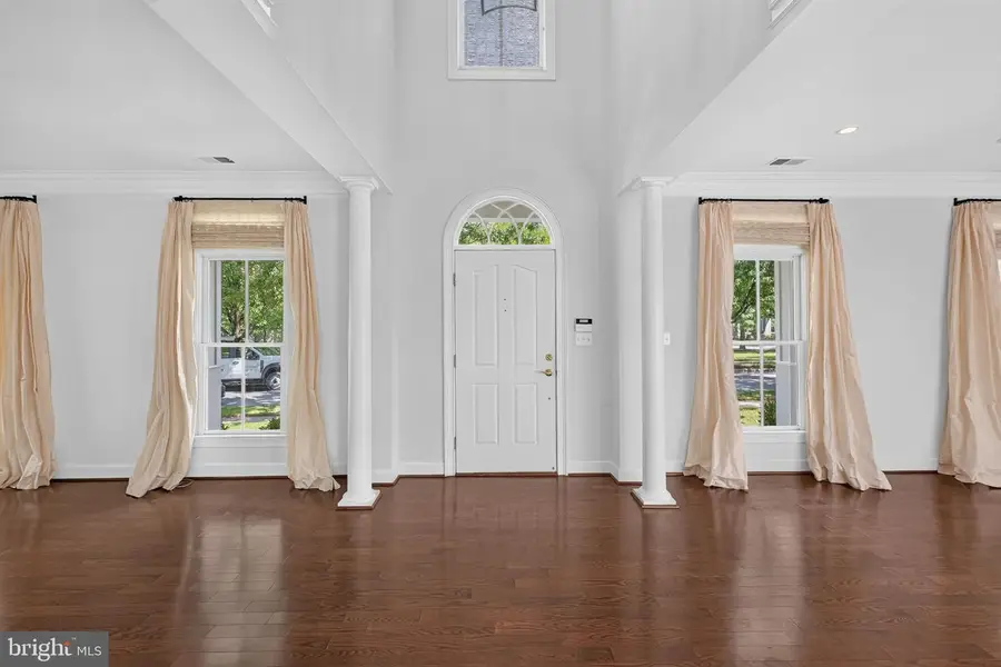 506 Golden Oak Ter, Rockville, MD 20850 - #3