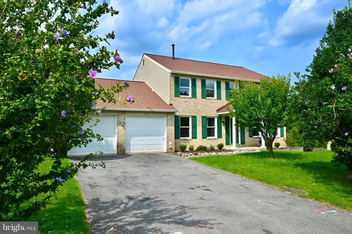 7421 Mahaska Dr, Derwood, MD 20855 - #1