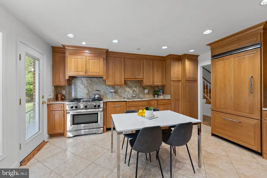 11412 Rolling House Rd, North Bethesda, MD 20852 - #3