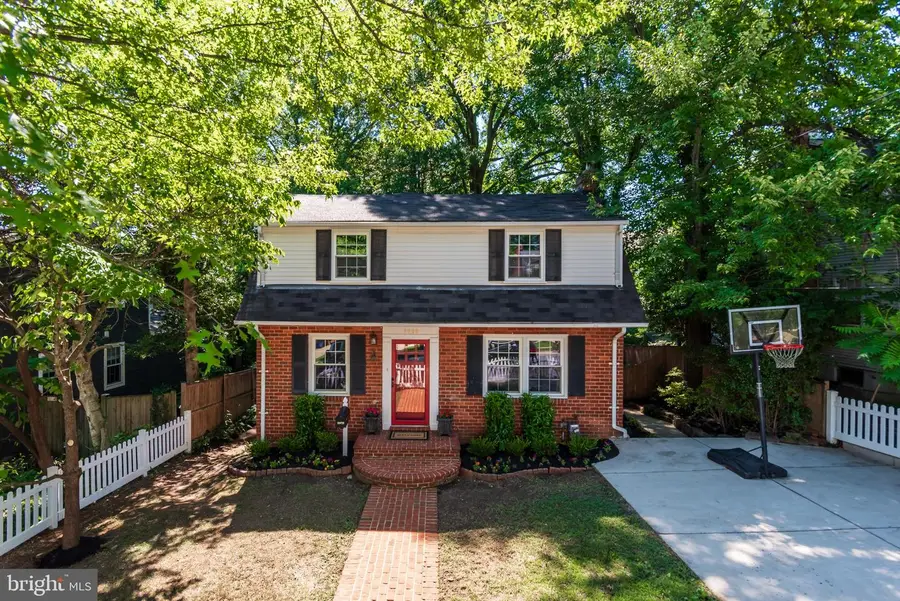 9908 Dickens Ave, Bethesda, MD 20814 - #2