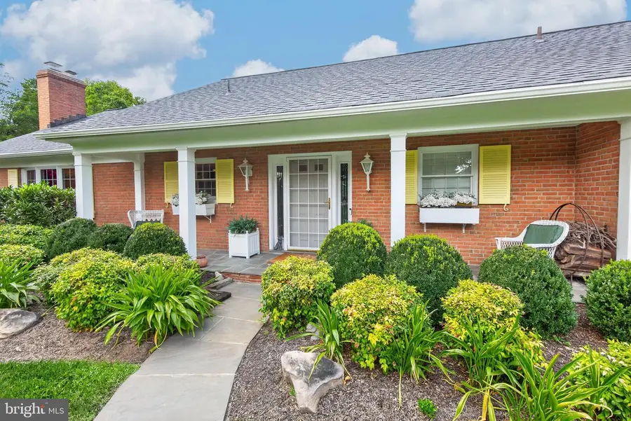 8501 Warde Ter, Potomac, MD 20854 - #3