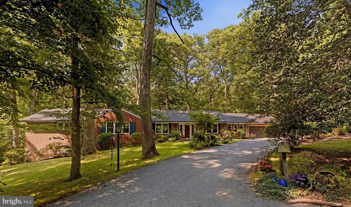 10622 Mantz Rd, Silver Spring, MD 20903 - #1