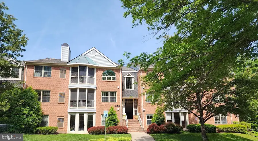 806 Amber Tree Ct #806-303, Gaithersburg, MD 20878 - #3