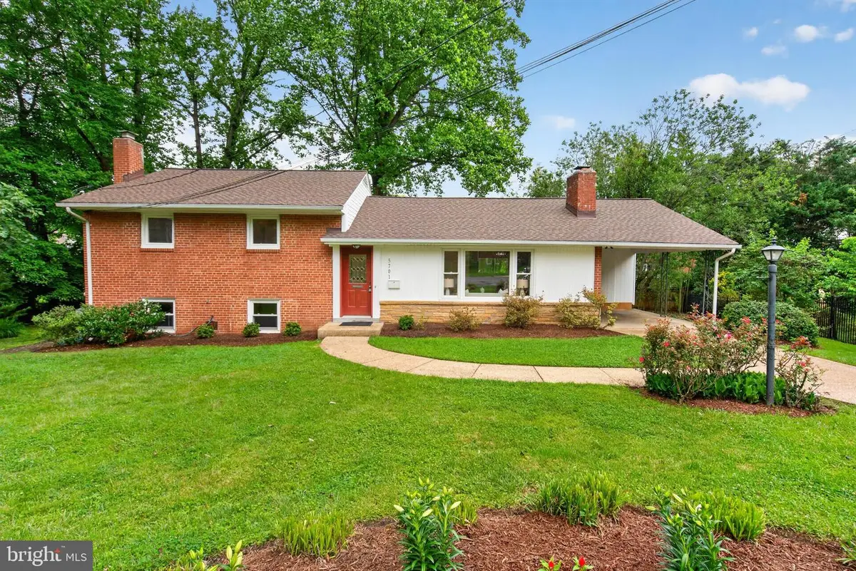 5701 Radnor Ct, Bethesda, MD 20817 - #1