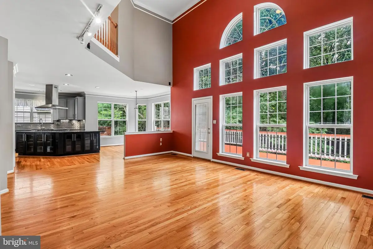 18428 Crownsgate Cir, Germantown, MD 20874 - #1