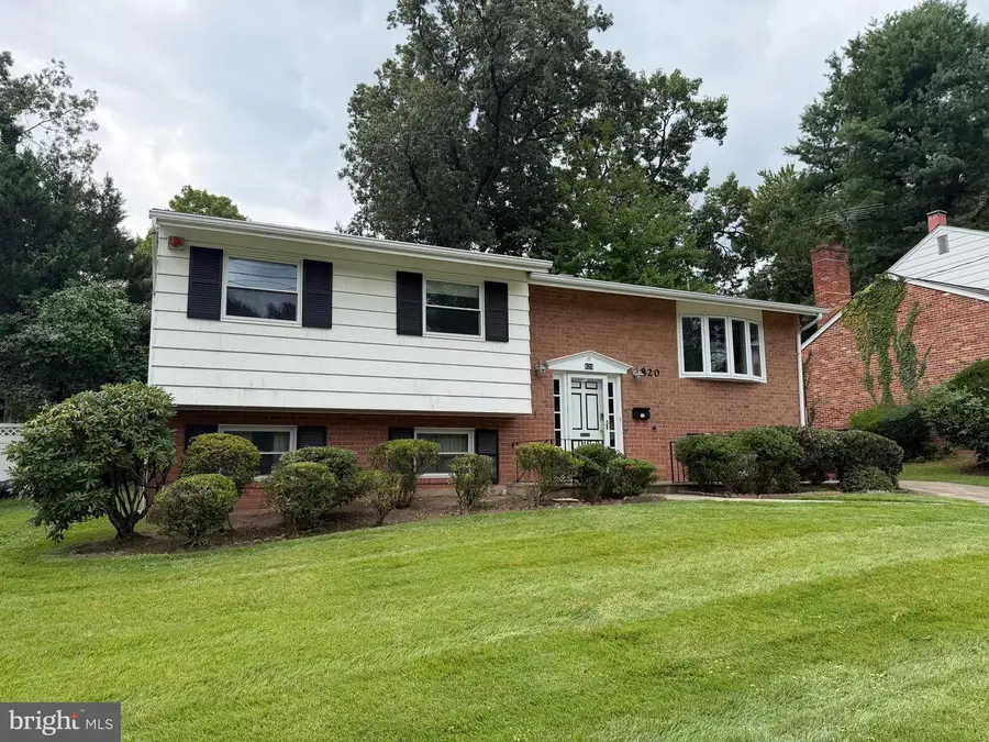 820 Lamberton Dr, Silver Spring, MD 20902 - #2